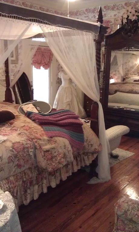 2439 Fairfield "A Bed And Breakfast" Shreveport Ruang foto