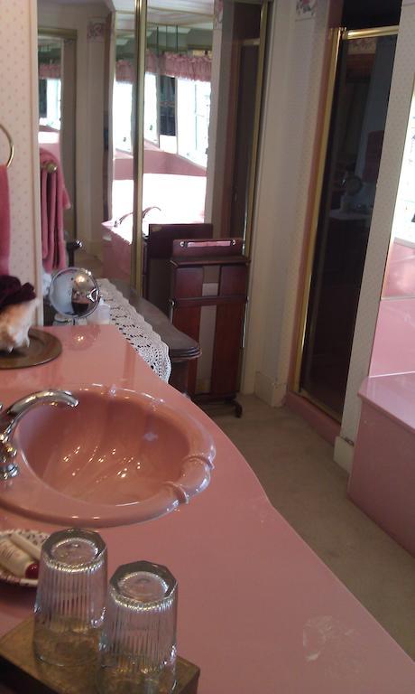 2439 Fairfield "A Bed And Breakfast" Shreveport Ruang foto